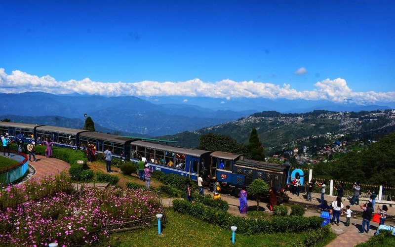 Darjeeling Tour Packages From Ahmedabad