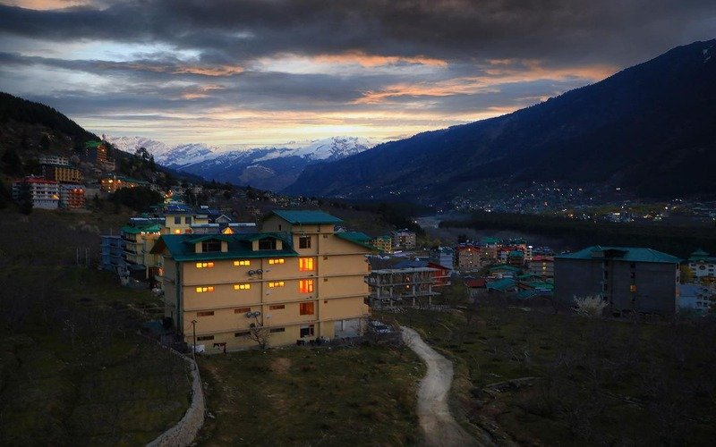 Luxury Himachal Tour Package