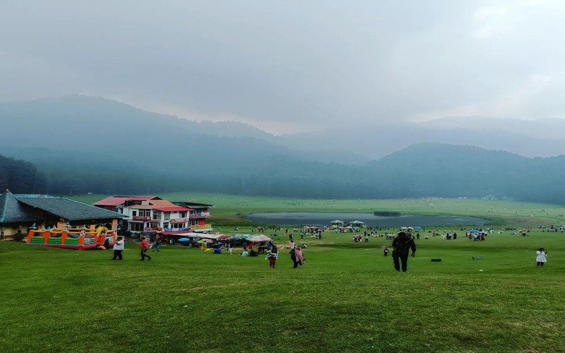 Dharamshala Mcleodganj Dalhousie Khajjiar tour package from Delhi/Chandigarh